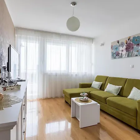 Amazing In With House Sea View *